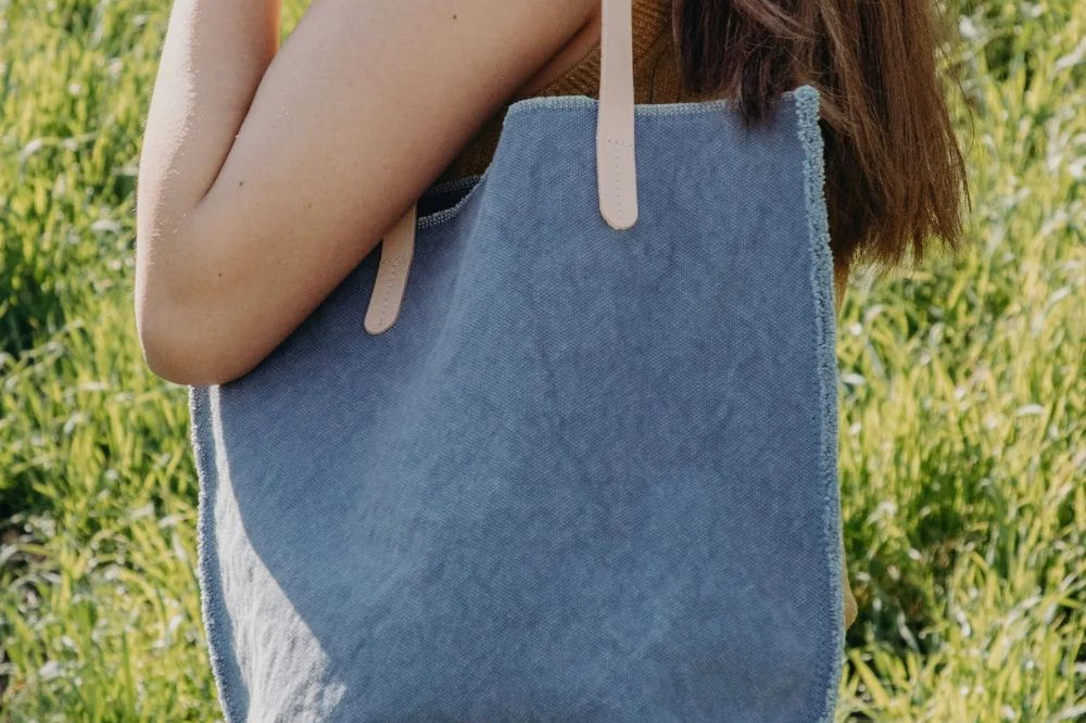Hana Canvas Tote