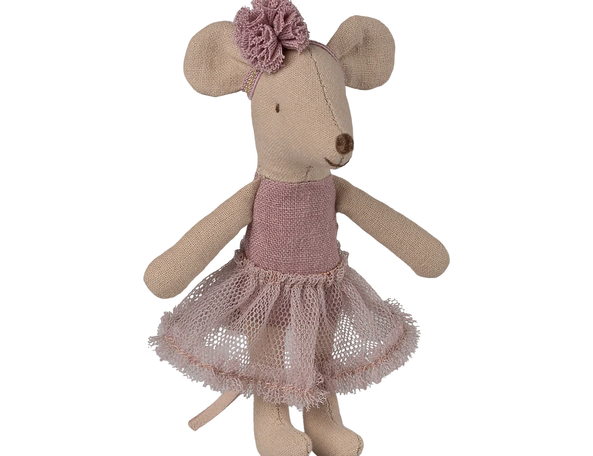 Ballerina Mouse, Little Sister