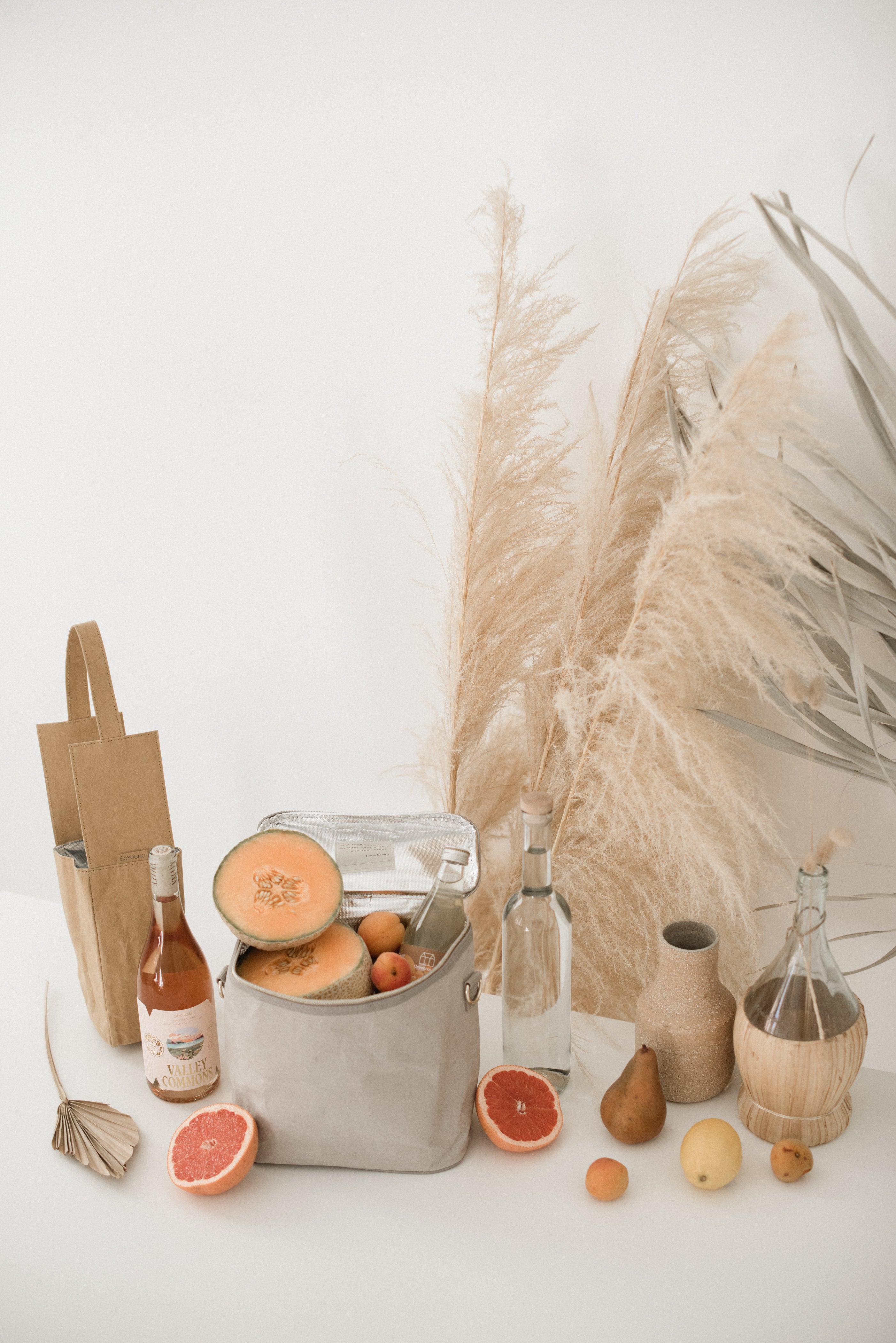 Cement Color Block Lunch Poche by SoYoung with fruit and beverages