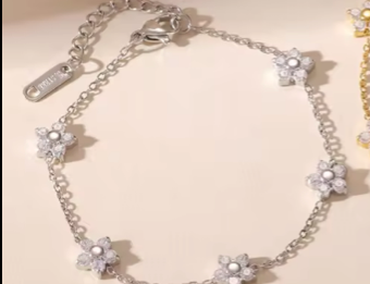 Wildflower Daisy Chain Bracelet