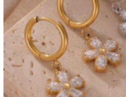 Dainty Hoop Earrings