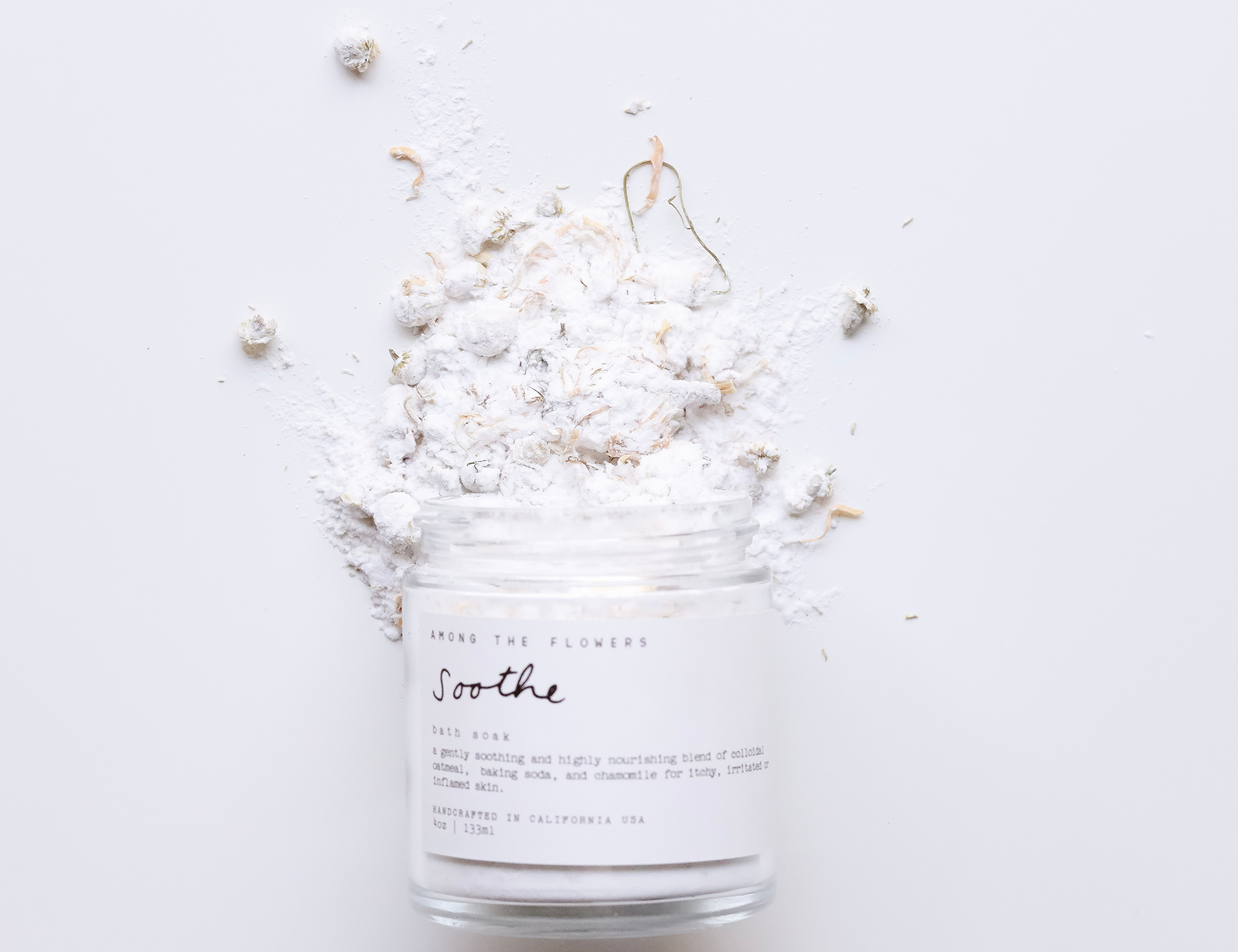 Among the Flowers Soothe Bath Soak. S O O T H E  A blend of colloidal oats, coconut milk, and chamomile petals that effectively soothes inflammation and irritation related to minor scrapes and scratches, as well as rashes or bug bites. This is particularly helpful for dry skin, or issues with diaper rash.