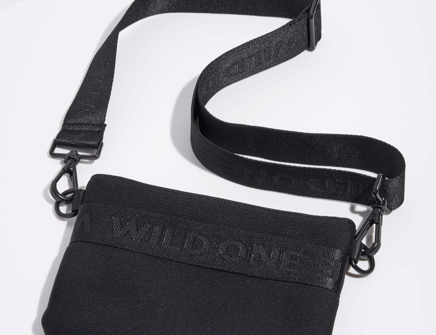 Treat Pouch-Recycled Knot