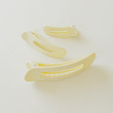Desert Sol Oval Lay Flat Matte Claw Clip in Buttercream with matching hair accessories