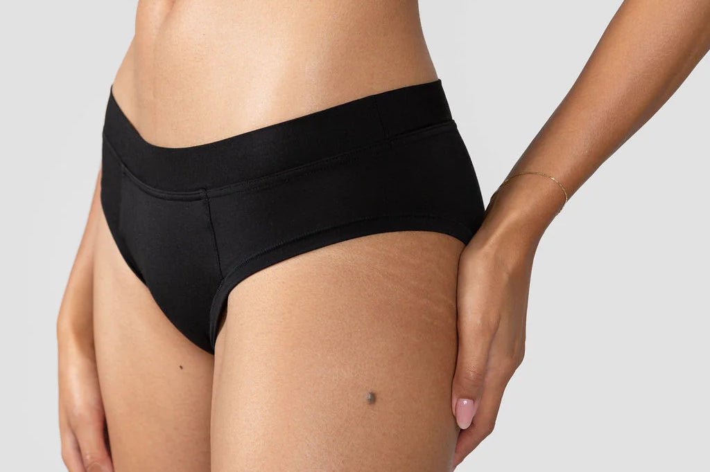 Close-up front view of the Huha Mineral Cheeky underwear in Black