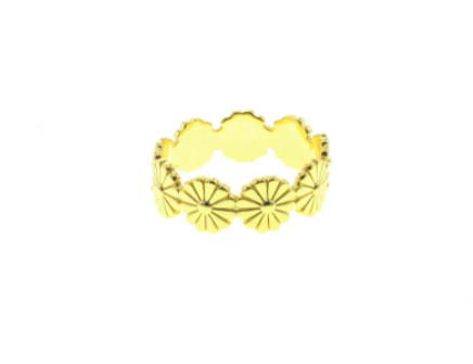 Lotus Studio Gold Delilah Ring, a gold band of scalloped fan shapes