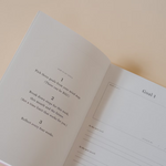 Papier My Daily Planner Wonder open to the goal-setting instructions page