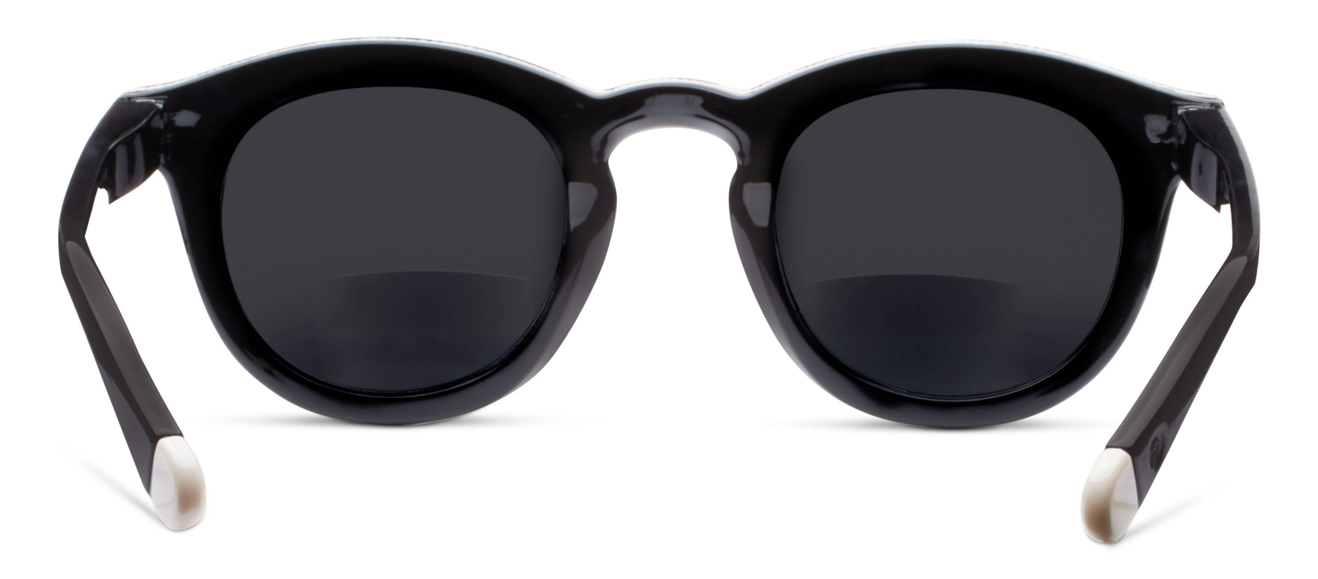 Peepers Beverly Shores Sunglasses in black, front view of the round frames