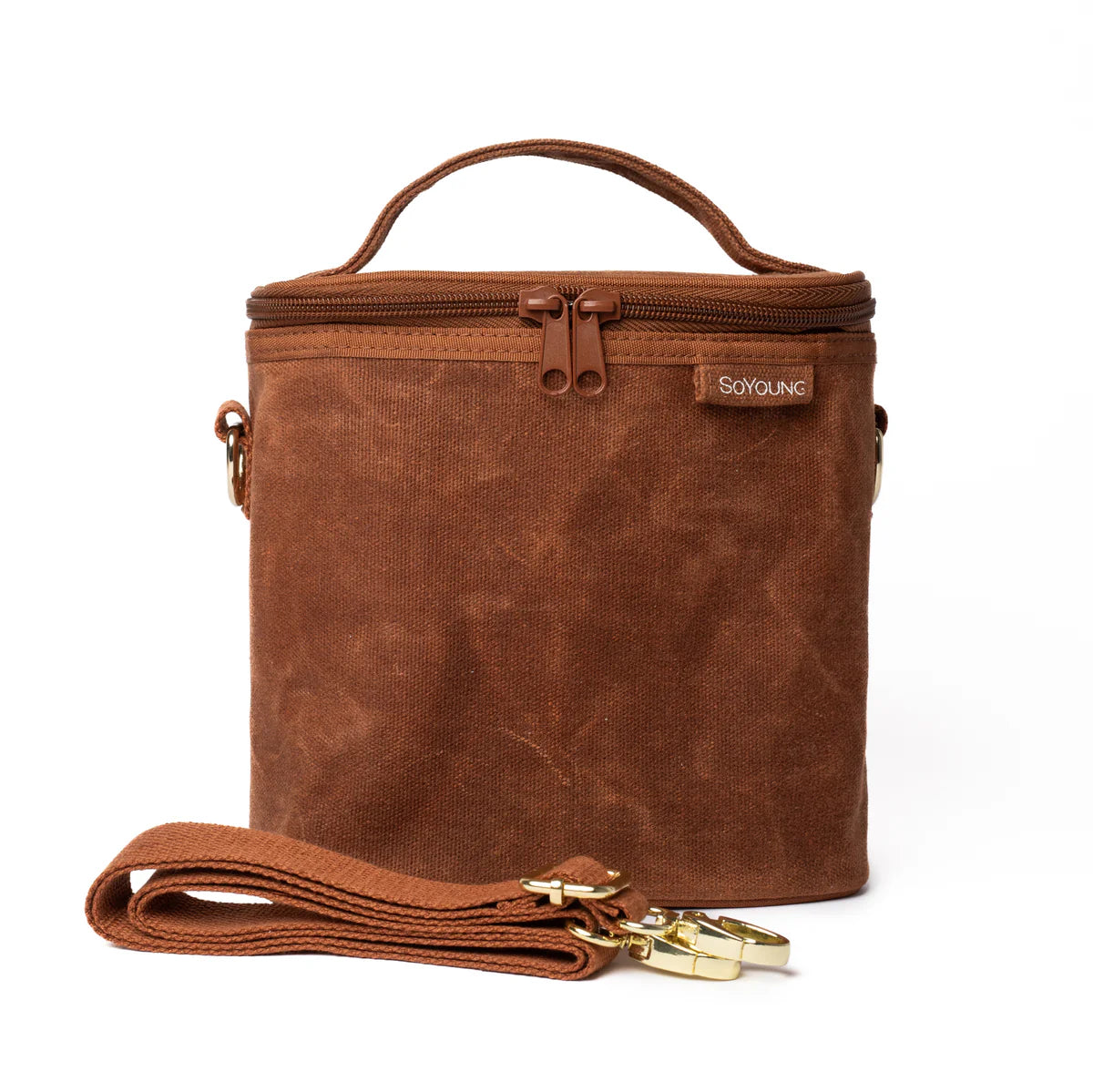 SoYoung Lunch Poche in Cinnamon with the shoulder strap laid in front, angled view